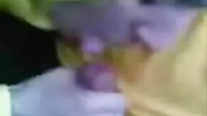 Ruski model web kamera masturbira obrijanu kapu s gravitacijom jebacina u uredu