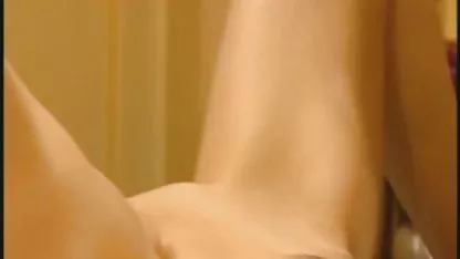 Oteli su pornici i jebacina mladenku i jebali se u nepristojnom obliku