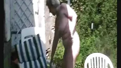 Spajanje seks i jebacina lezbijki snimljeno skrivenom kamerom