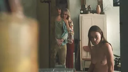 Jessica je dobila divlji orgazam od velikog partnera jebacina u selu za penis