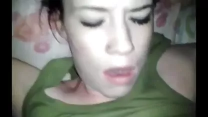 Ruski par može pokazati lijep analni jebacina na selu seks