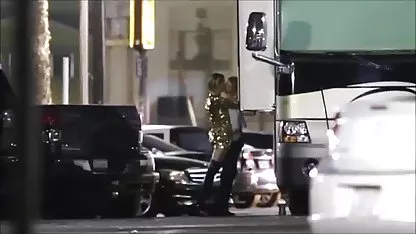 Ljepotica trans jebacina besplatno gledanje raznijela je mladu djevojčicu