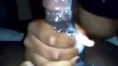 Aktivni par koji se stalno dobre jebačine odmara dobiva jeben i cums