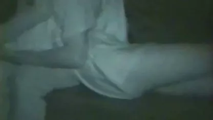 Par je imao tvrdi BDSM dobra domaca jebacina seks na podu prazne sobe