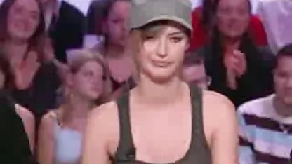 Fetiš seksa bez sedla teška jebačina
