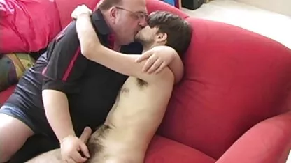 Prekrasan seksi jebacina lijep seks s mladom djevojkom kraj bazena