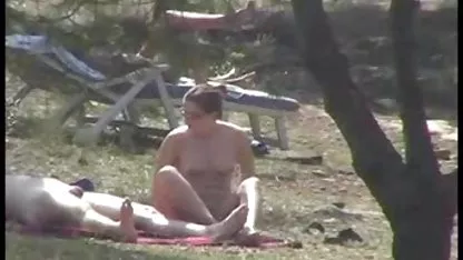 Starica se predala prva jebacina mladiću