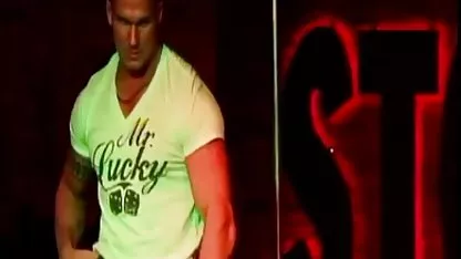 Lezbijski strapon jebacina filmovi partner u uskoj guzici