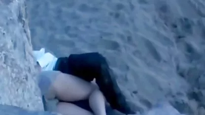 Debela MILF jebacina gif žudi za dlakavim frajerom